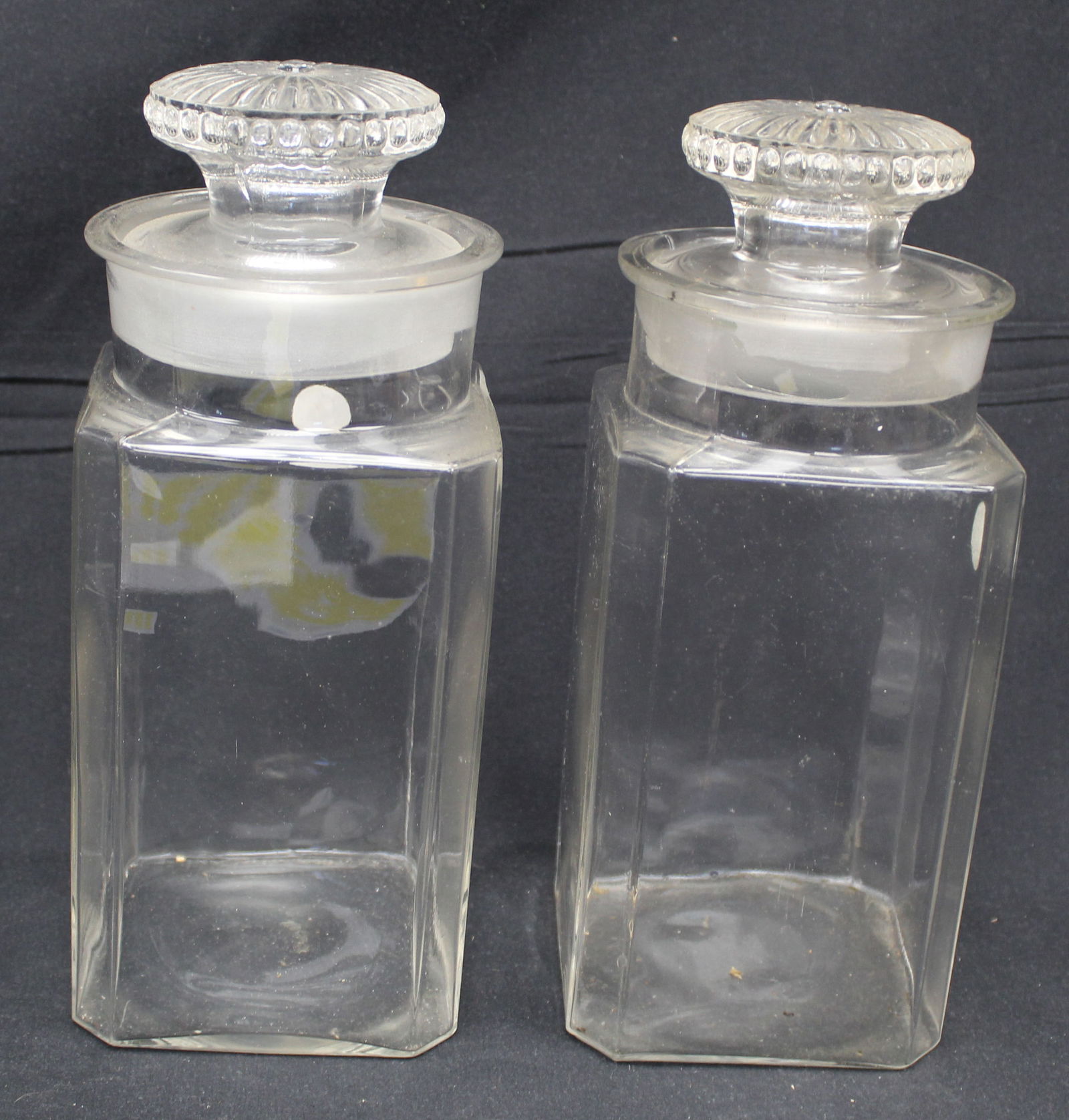 Pair of glass apothecary jars - 11" tall (1 of 4)