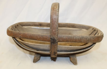 Antique wooden trug - 7" tall x 11" wide x 5" deep