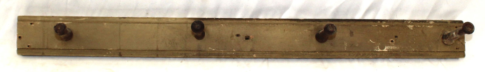 Antique wooden peg pack in putty paint - 26" long: Antique wooden peg pack in putty paint - 26" long