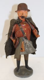 German Tinker (smoker) w Dresden star dec on bag - 8 1/2" tall