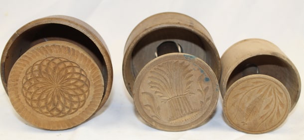 Lot of 3 plunger wooden handled butter molds - 2 1/4", 3" & 3 1/2" diam