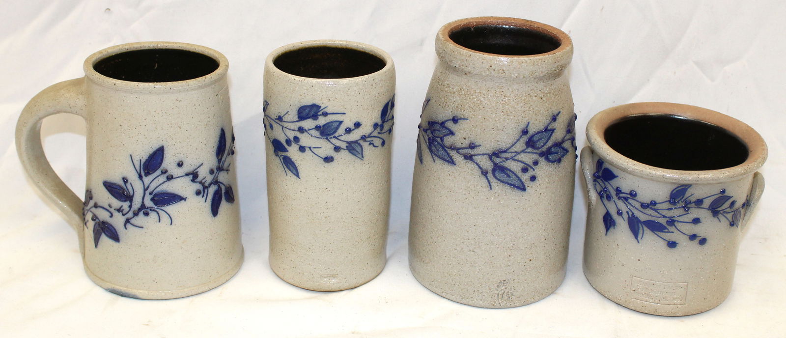 Lot of 4 Salmon Falls cobalt dec contemporary stoneware items - 4 1/4" - 7 3/4" tall (1 of 10)