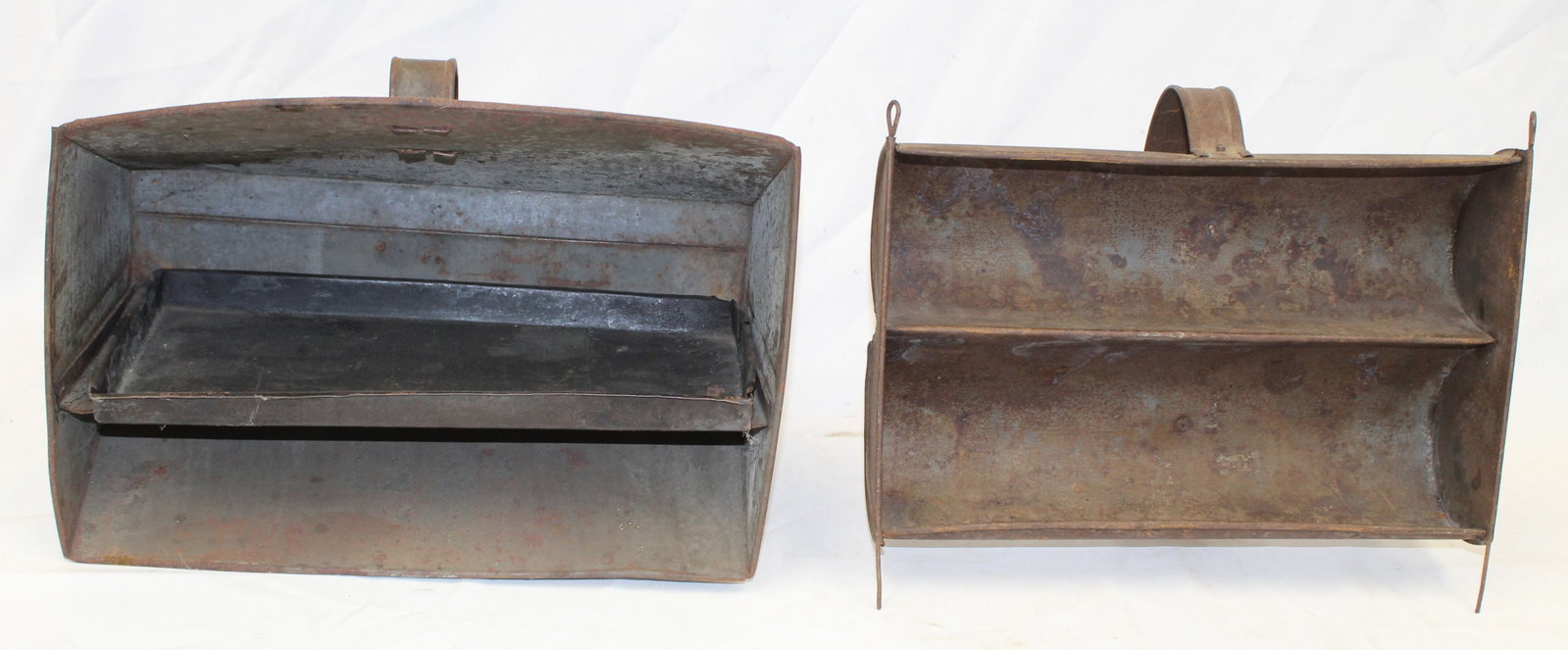 Lot of 2 antique small reflector ovens - 10" tall x 14" wide & 9 1/2" tall x 13" wide: Lot of 2 antique small reflector ovens - 10" tall x 14" wide & 9 1/2" tall x 13" wide