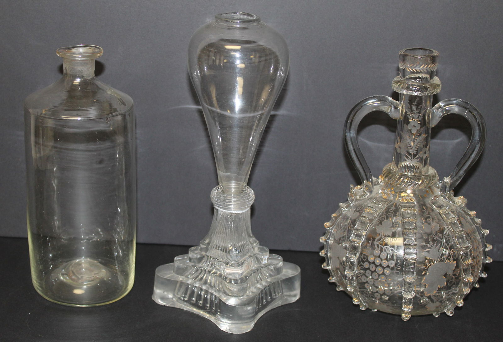 Lot of 3 pieces of blown glass incl bottle, decanter & lamp - 9", 9 1/2" & 10" tall (1 of 10)