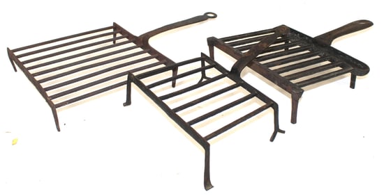 Lot of 3 iron roasters - 9 1/2"x9 1/2", 9 1/2"x8" & 9 1/2"x7"