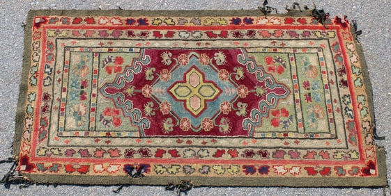Antique hooked rug w geometric pattern - 38"x72"