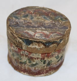 Miniature wallpaper box - 2" tall x 3" diam