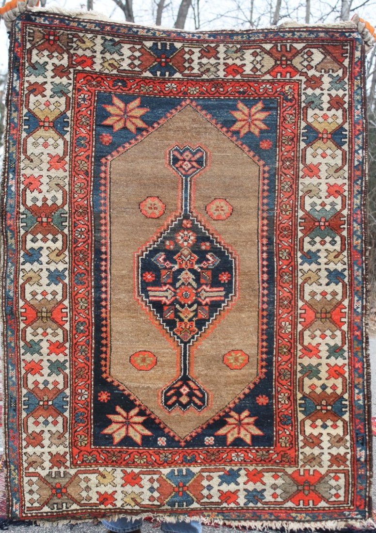3'10"x5'2" antique Caucasian Oriental Prayer rug: 3'10"x5'2" antique Caucasian Oriental Prayer rug