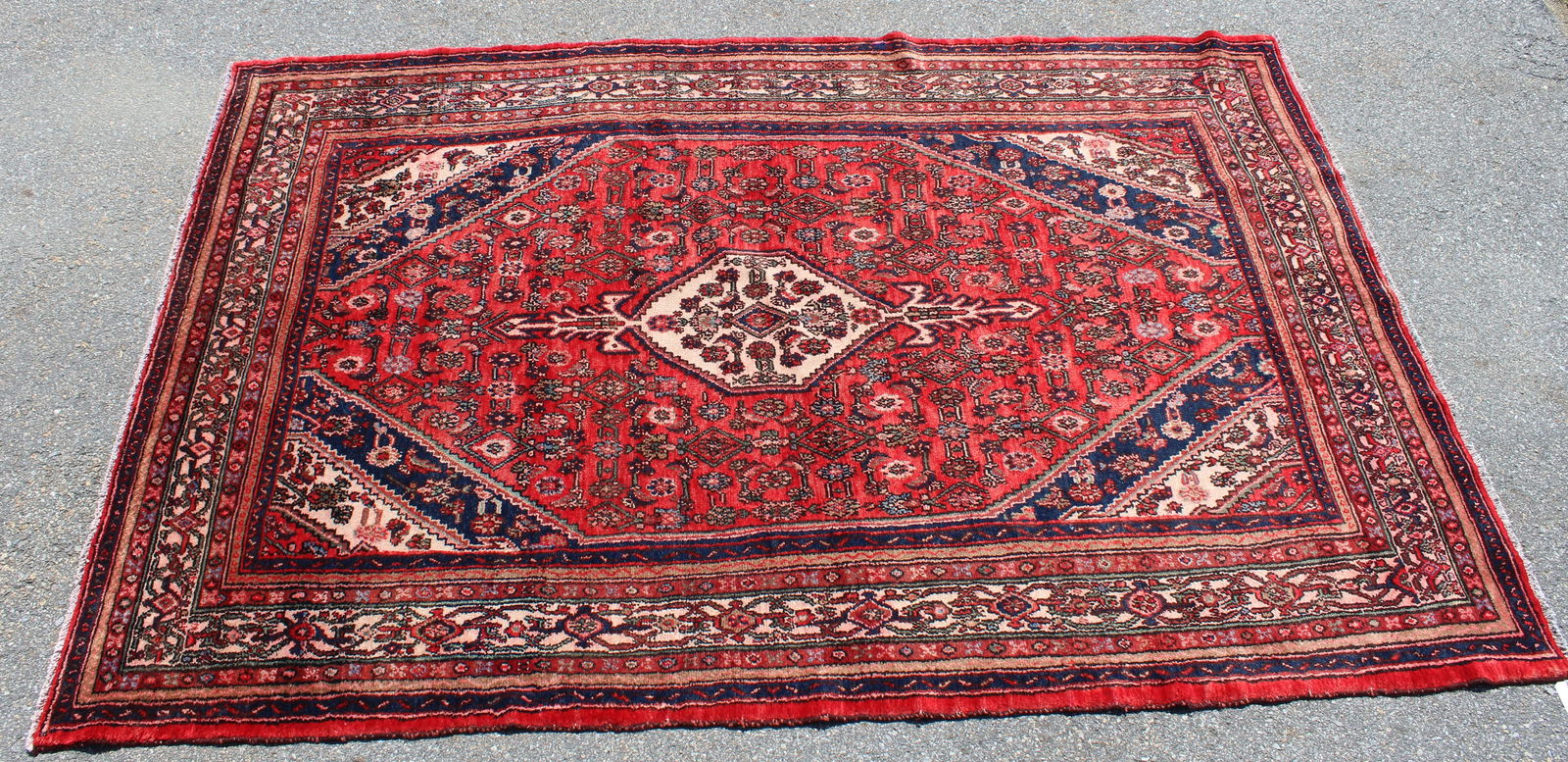 Room size Oriental Rug - 7'x10' (1 of 8)