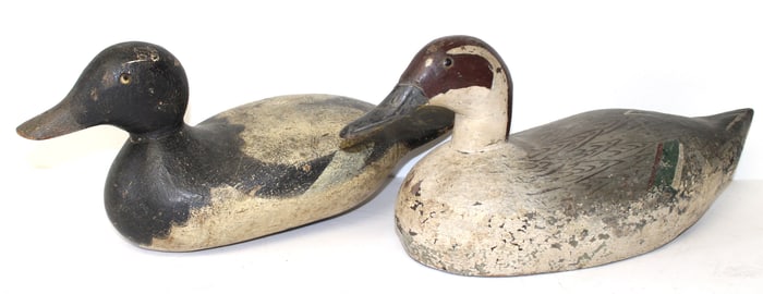 Lot of 2 wooden painted duck decoys - 6 1/2" x 14" & 7"x16"