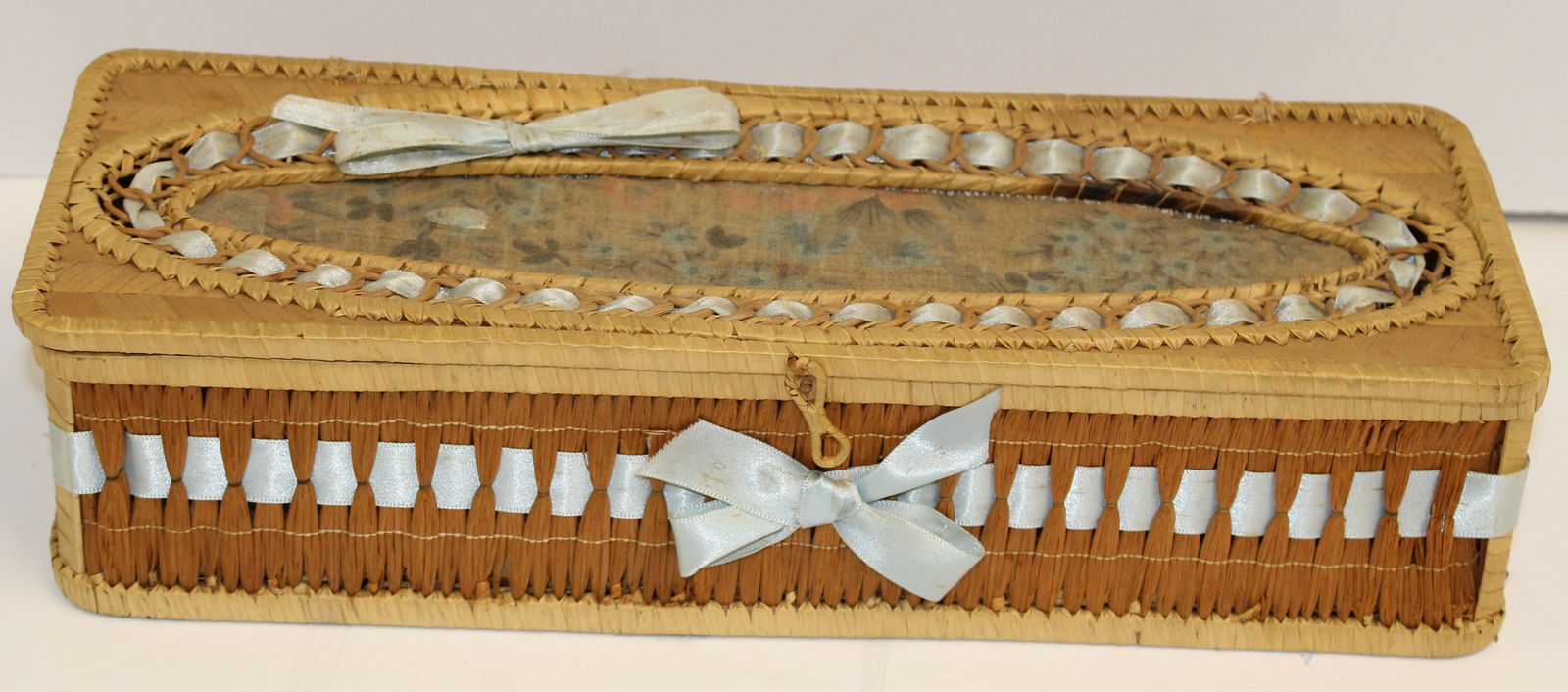 Shaker bureau box/basket w lined interior - 3" tall x 13" wide x 4 1/2" deep: Shaker bureau box/basket w lined interior - 3" tall x 13" wide x 4 1/2" deep