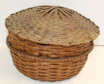 Antique covered cake basket - 8" x11 1/2" diam