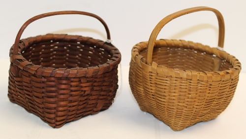 Lot of 2 berry baskets w fixed handles - 4"x4 1/2" diam & 5"x4 1/2" diam