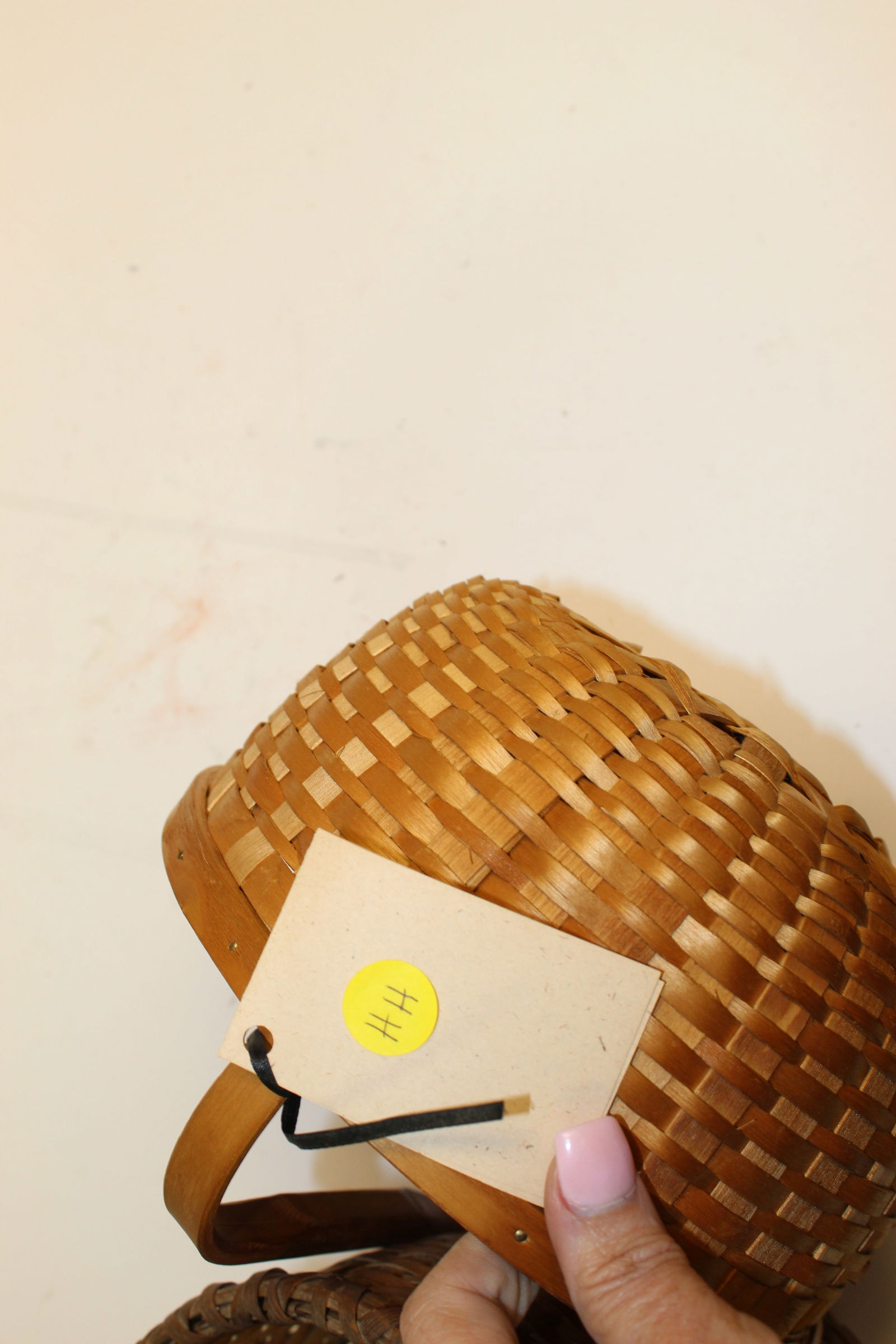 Lot of 2 fixed handled gathering baskets - 9 1/2" tall x 8" diam & 6 1/2" tall x 8" diam (1 of 8)