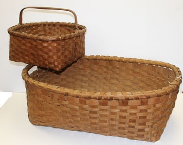 Lot of 2 baskets incl laundry & gathering examples - 10"x13"x15 1/2" & 10"x28"x18"