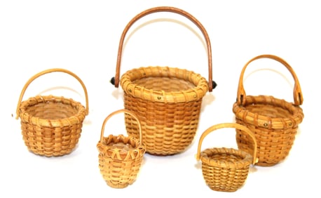 Lot of 5 miniature baskets - 2 signed & dated Wm Reese '89 & '94 - 1/2" - 1"