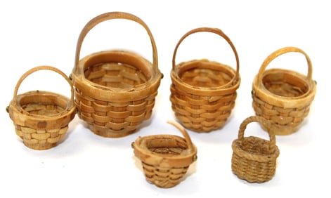 Lot of 6 miniature baskets - 1/2" - 1 1/4"