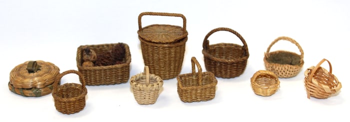 Lot of 10 miniature baskets - some marked Bartlett Baskets - 1/2" - 1 1/2"