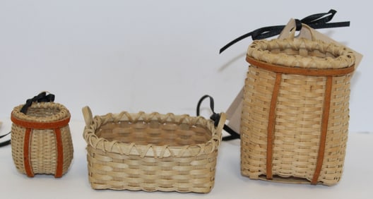 Lot of 3 miniature Cynthia Wyman baskets incl 2 backpacks & a laundry - 1 1/2", 1 1/2"x3"x2 1/2" & 3