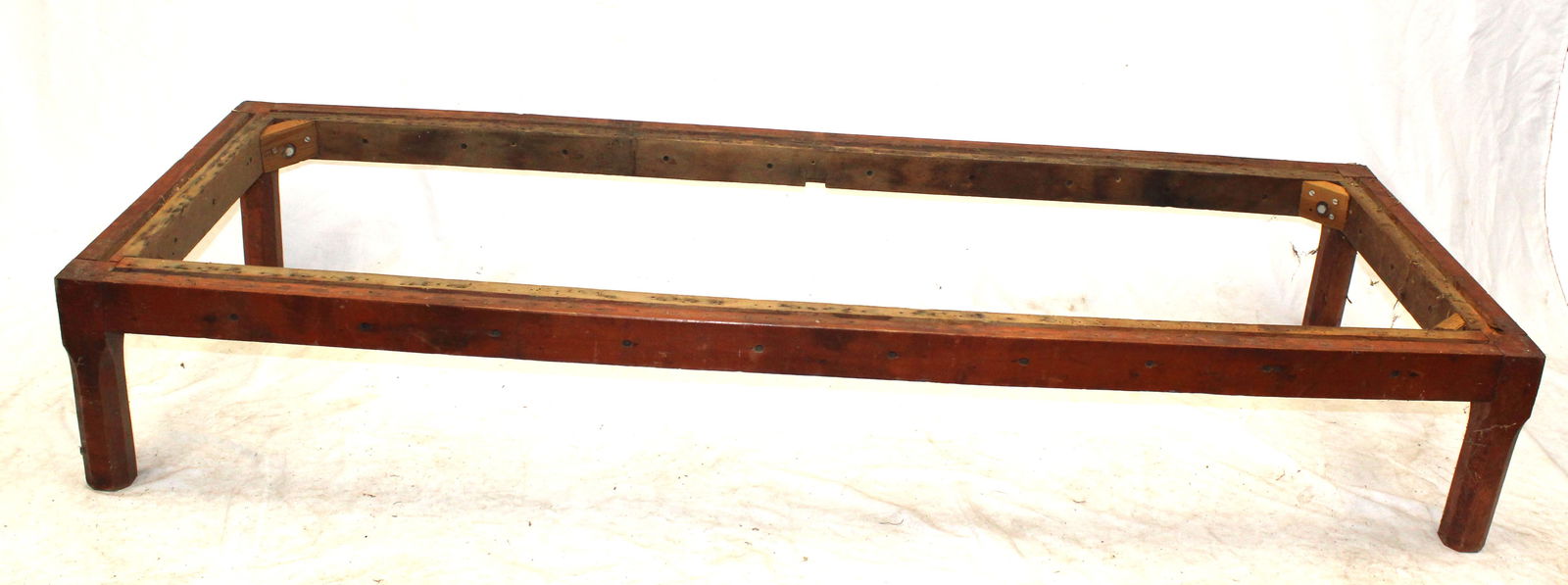 Antique hired mans bed in red paint - 12"x72"x26" (1 of 5)