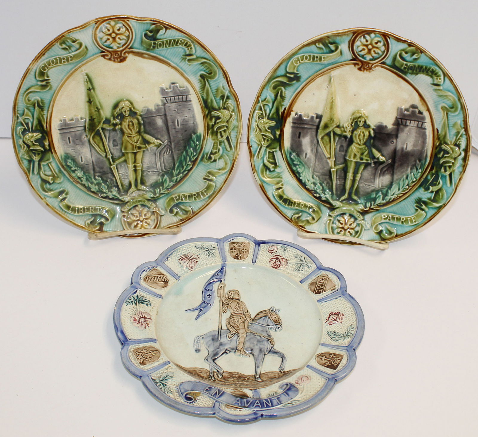 Lot of 3 Majolica Jeanne d'Arc antique plates - 8 1/2" diam (1 of 13)