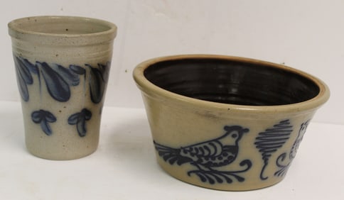 Lot of 2 contemporary stoneware items w cobalt dec - jar & cake crock - 6 1/2"x4" diam & 4 1/2"x9"
