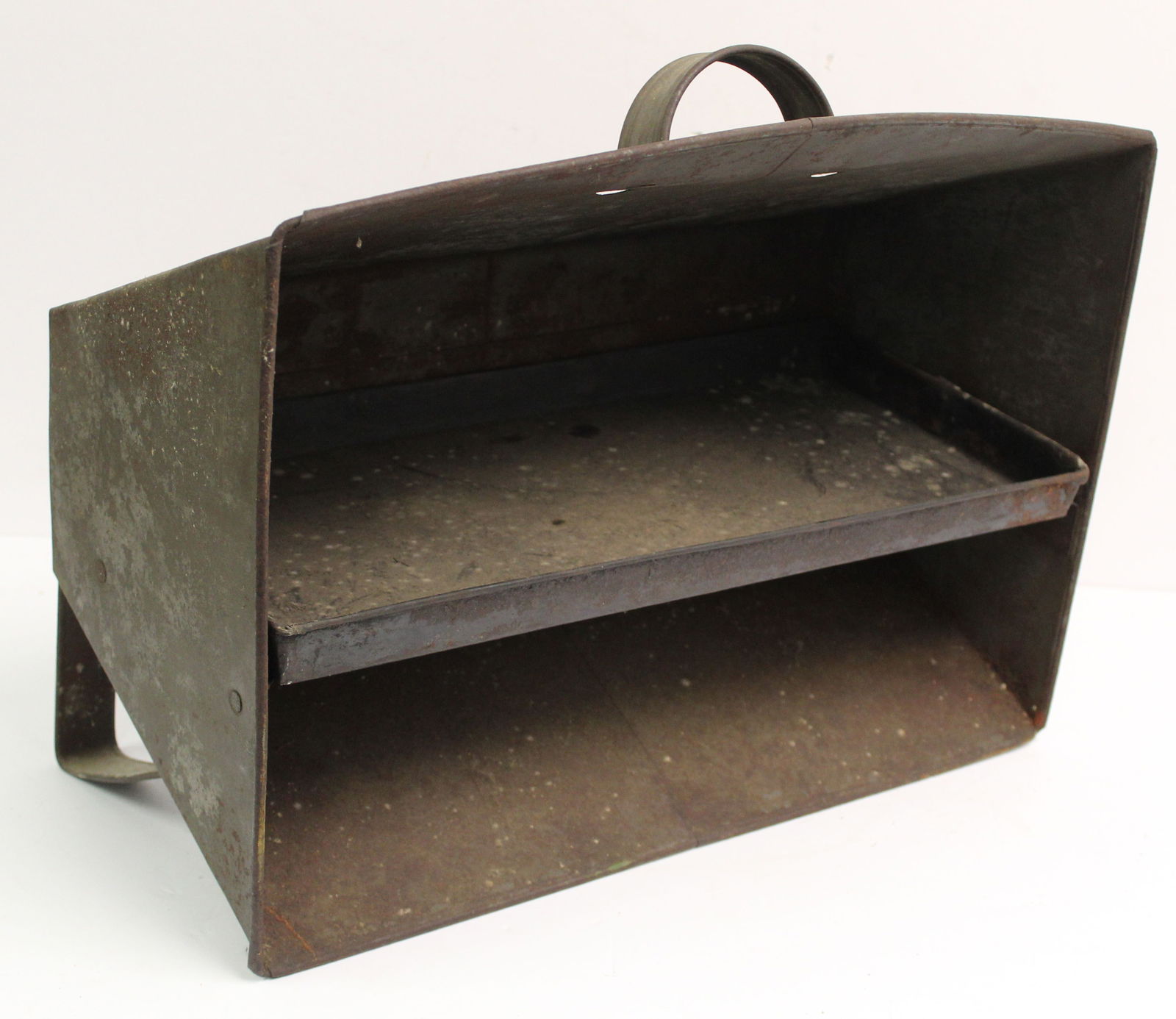 Large antique tin biscuit roaster - 17" tall x 19" wide x 10" deep (1 of 4)