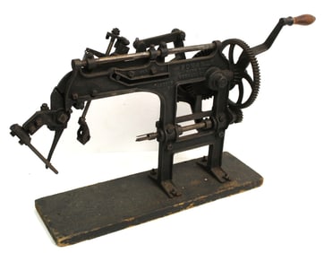 Antique iron apple peeler/corer - 21 1/2"x6"