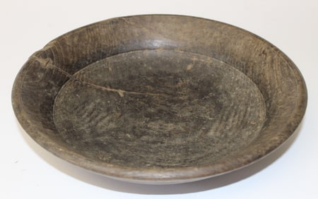 18thC turned wooden bowl w early repair - 9 3/4" diam