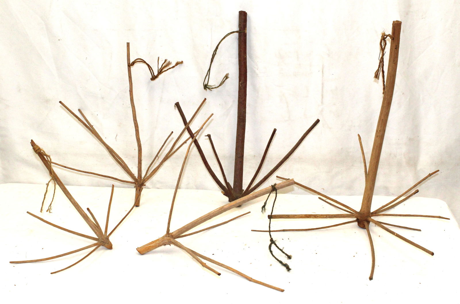 Lot of 5 wooden twig hanging hooks - 12"-20" (1 of 6)