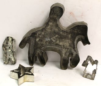 Lot of figural tin cookie cutters - 1 3/4"-3" stars, 9"x9" largest