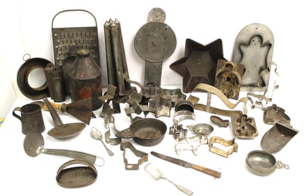 Large lot of tin, sheet iron & cast iron kitchenware