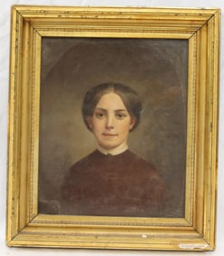 Antique o/c portrait of a woman in gold frame - overall framed size 15 1/2"x13 1/2"