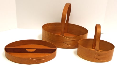 Lot of 3 contemporary Shaker items incl 2 finger lapped handled carriers plus an oval utility tray