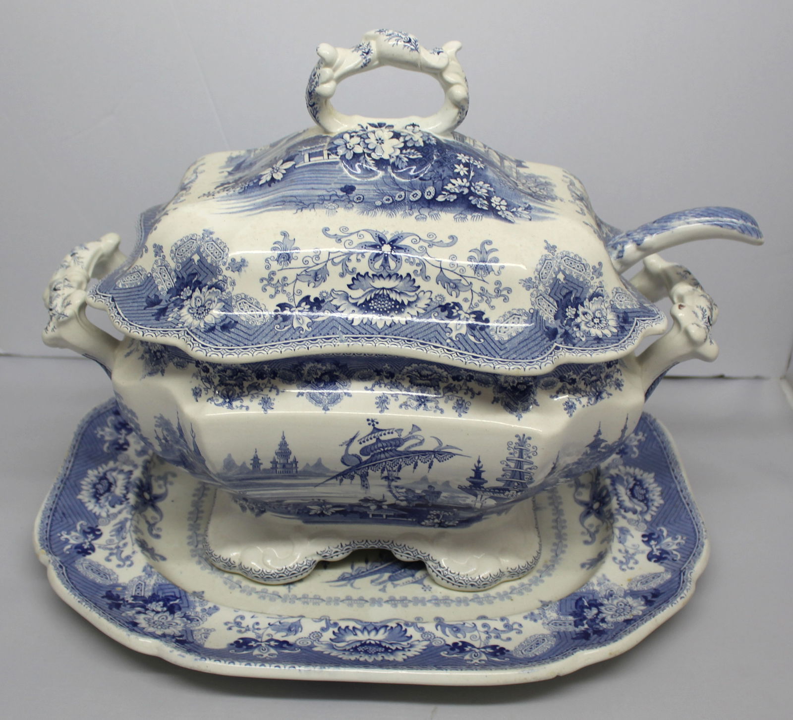 Staffordshire blue & white transferware tureen w cover, ladle & undertray in "Oriental" pattern - 12 (1 of 13)