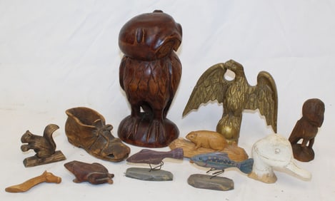 Lot of interest wood carvings of mostly animals incl owl, squirrel, fish, plus a decoy head, a shoe
