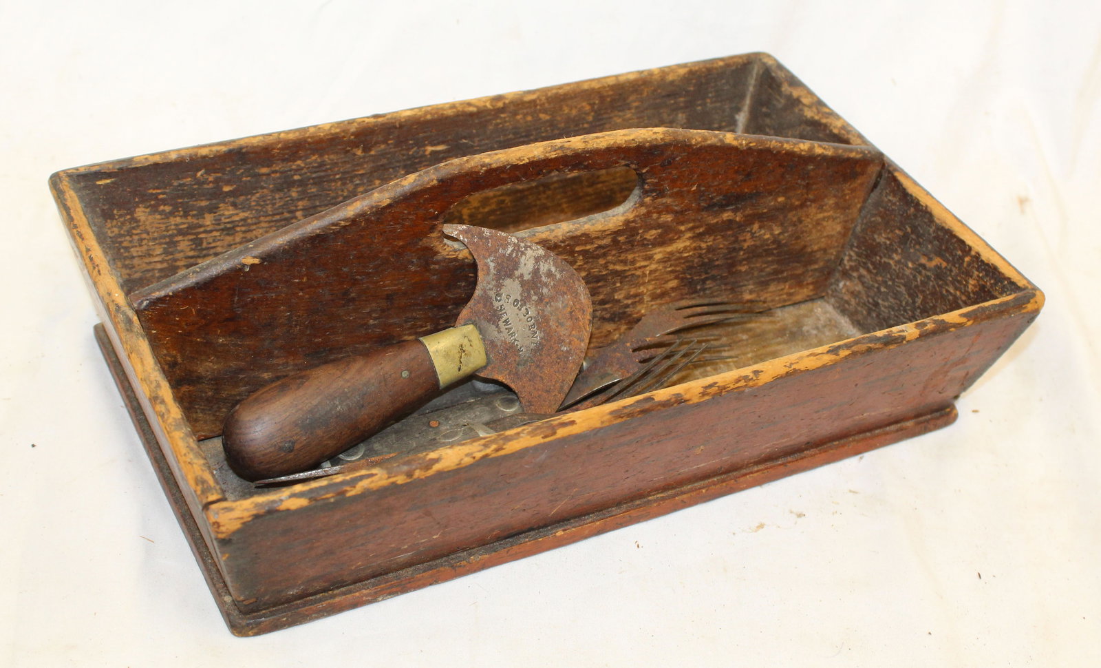 Antique wooden utensil carrier (as found) w 5 wooden handled forks: Antique wooden utensil carrier (as found) w 5 wooden handled forks