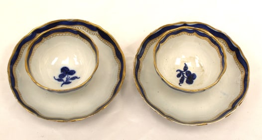 Pair of Antique Chinese export style Tea Cups & Saucers -