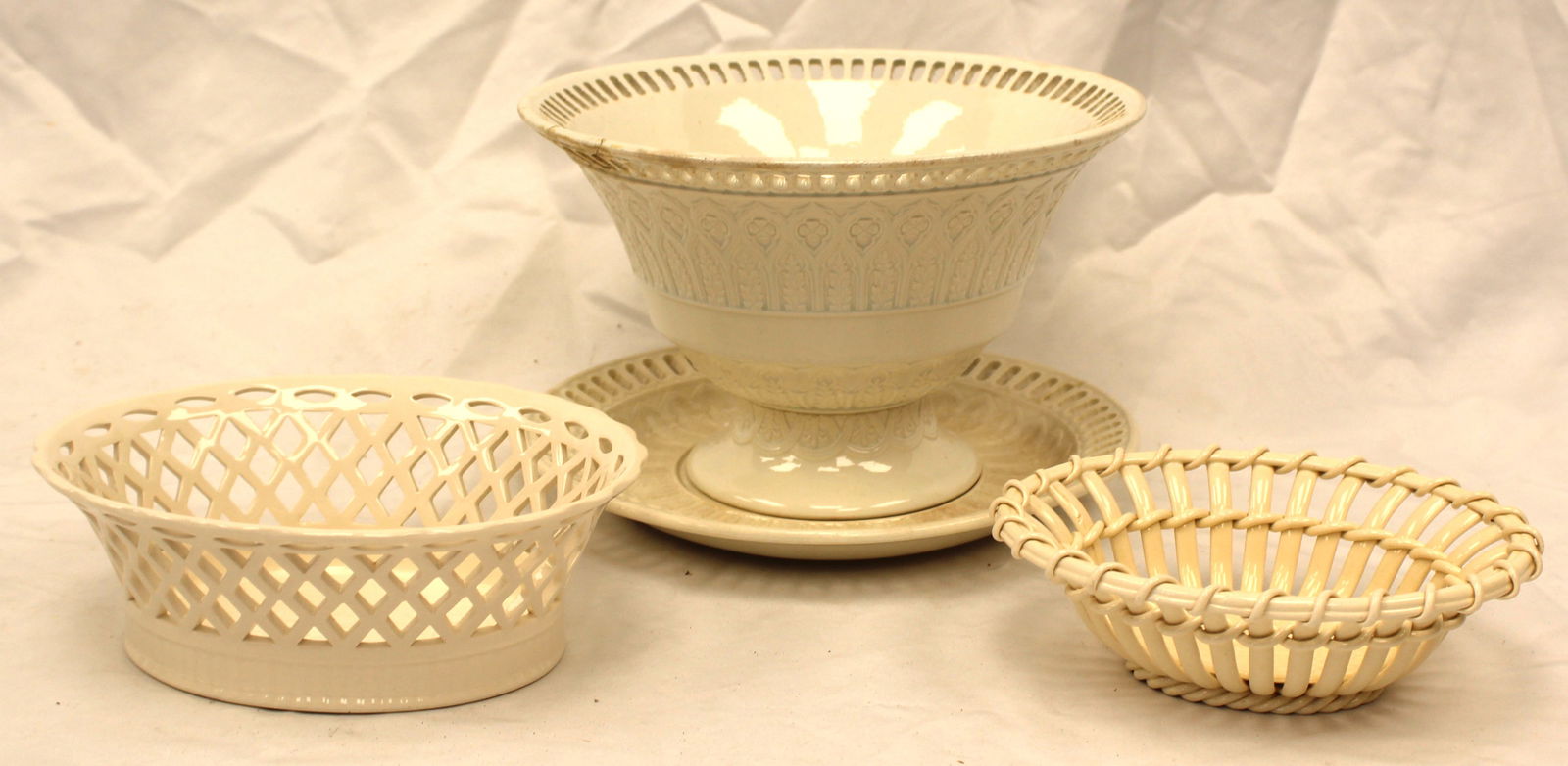Vintage Creamware/Wedgwood lot incl Creamware Reticulated oval Open Basket, stamped in base " (1 of 12)