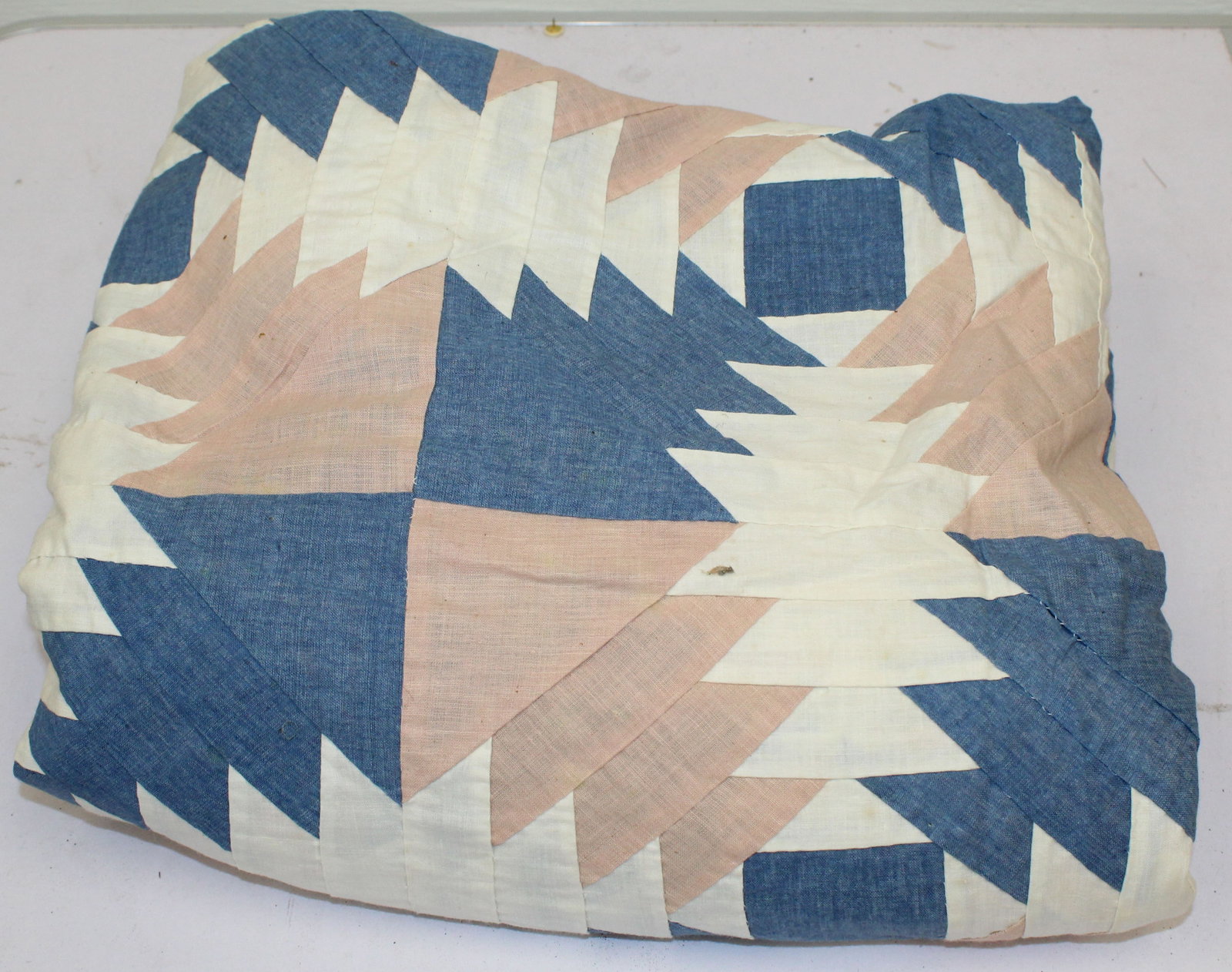Antique blue, white & pink quilt top - 84"x92": Antique blue, white & pink quilt top - 84"x92"