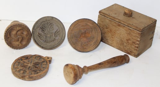 Lot of antique butter molds/stamps - stamps approx 3" diam & mold is 4 1/2"x5 1/2"x3 1/4"