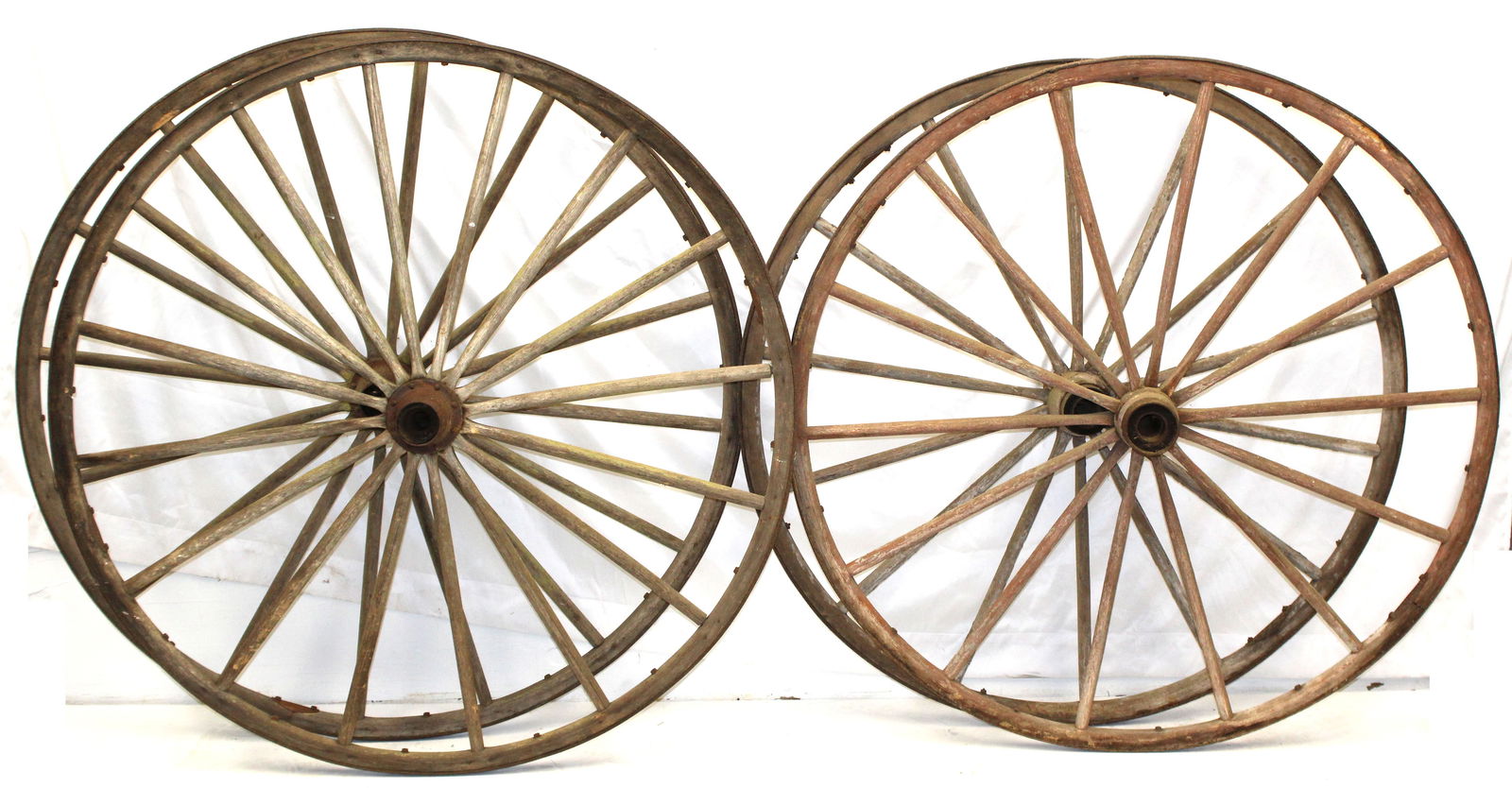Lot of 4 antique wooden wagon wheels - 44" diam (1 of 5)