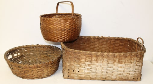 Lot of 3 antique baskets - fixed handled, & 2 gathering - as found - 8" tall x 9" diam, 4" tall x