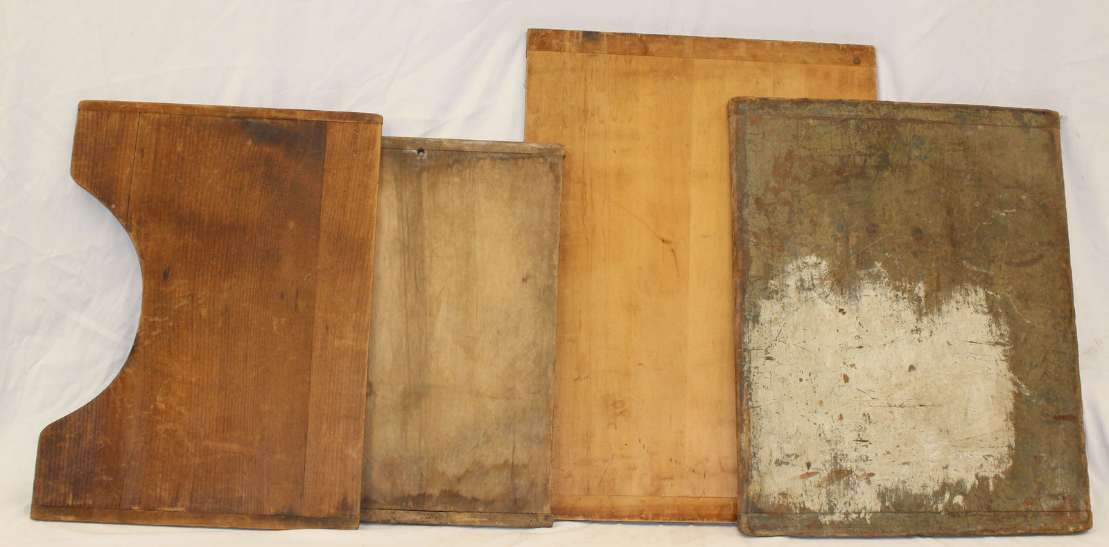Lot of 4 antique large wooden cutting boards (1 of 5)