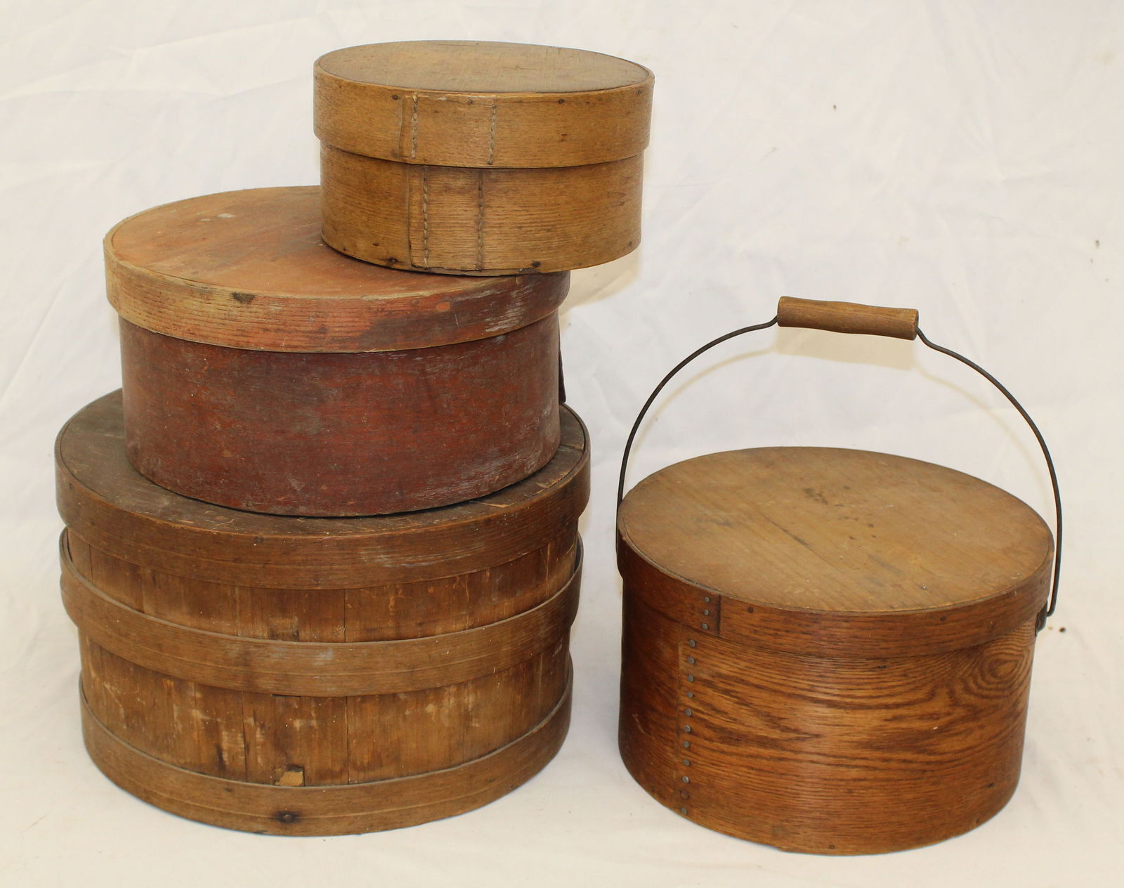 Lot of 4 antique round pantry boxes incl 1 w bail handle (1 of 10)