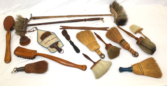 Lot of vintage/antique hearth & whisk brooms