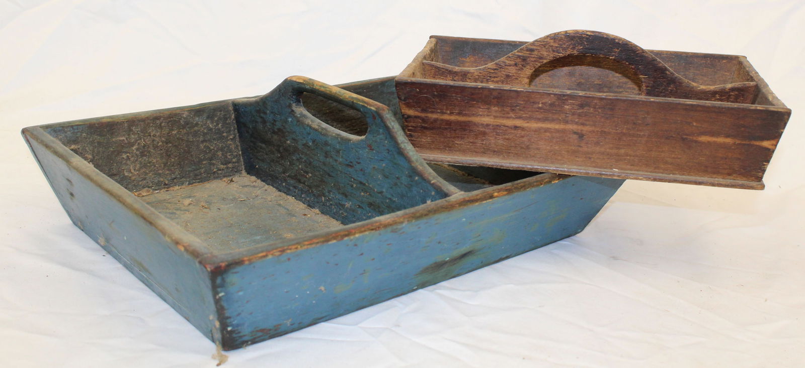 Lot of 2 vintage utility boxes incl 1 in blue paint (1 of 5)