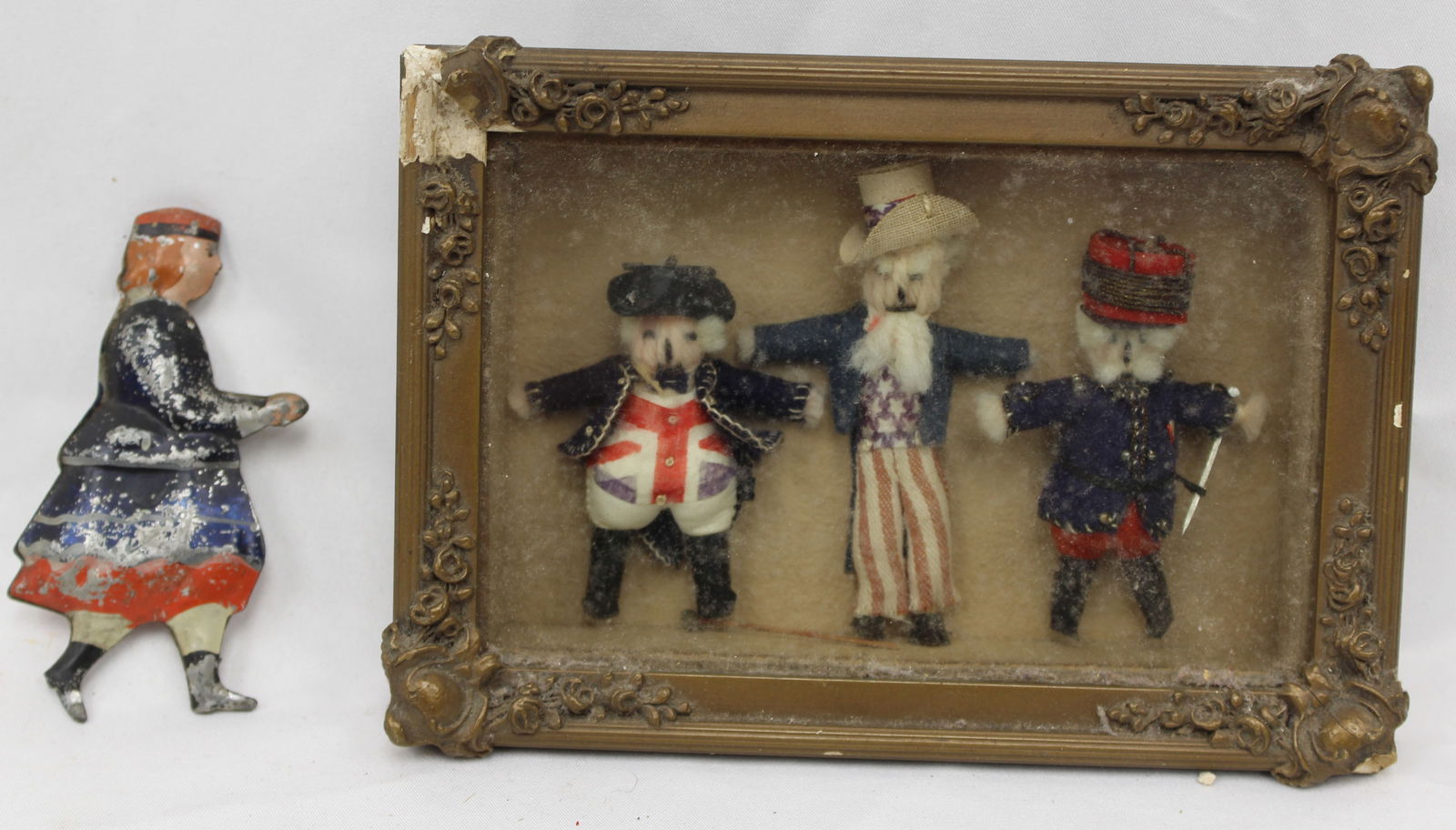 Small antique shadow box frame w 3 Fourth of July figures inside plus a Fourth of July ornament (1 of 8)