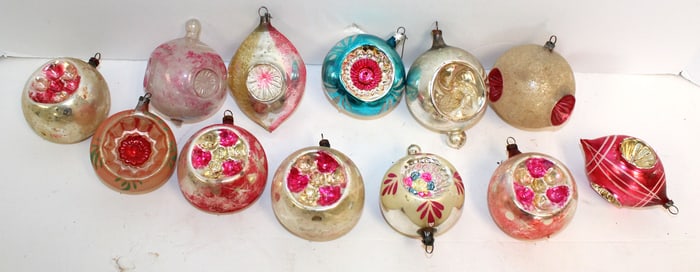 Lot of vintage/antique glass Christmas ornaments