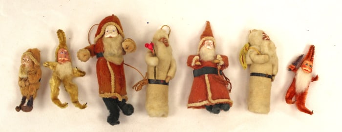 Lot of 7 Japanese felt/chenille Santas - 2 1/2"-4"
